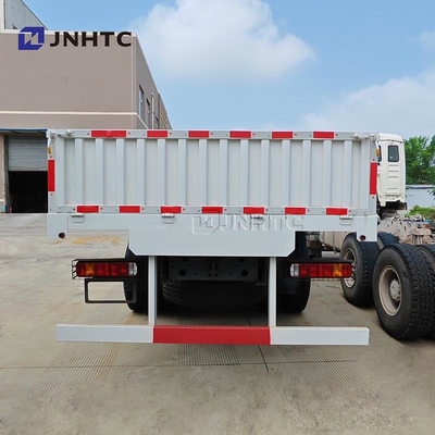 Sinotruk Howo camión de carga 6x4 25 toneladas 340hp Barato y fino camión de carga de cama plana para la venta