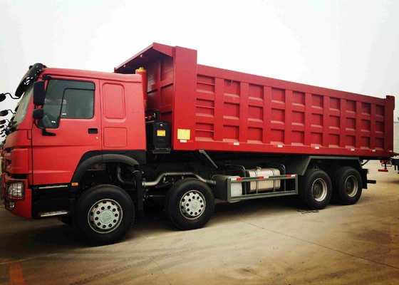 el camión volquete resistente de 8×4 371HP 32 toneladas carga el color amarillo rojo blanco de la caja de la descarga 30CBM