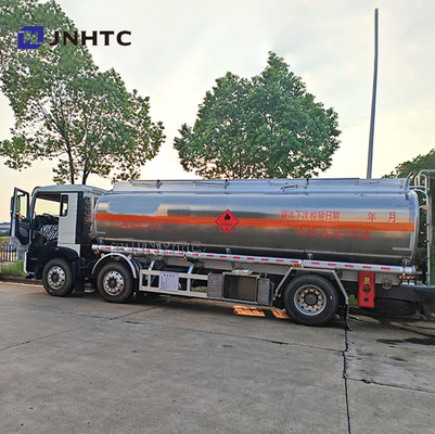 SINOTRUK HOWO Tanque de combustible Camión Tanque de aceite Camión Camión cisterna Camión con 25cbm Full Trailer