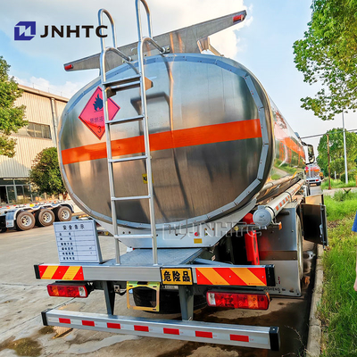 SINOTRUK HOWO Tanque de combustible Camión Tanque de aceite Camión Camión cisterna Camión con 25cbm Full Trailer