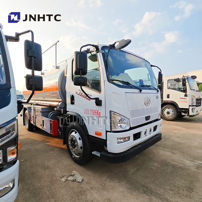 Mejor vendido FAW usado 20000-40000 litros 4X2 Diesel Gasolina Nuevo tanque especial de combustible de petróleo camión cisterna