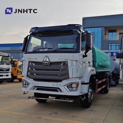 HOWO NX Camión del tanque de agua 6X4 336HP Camión del tanque del rociador 20m3 para la venta