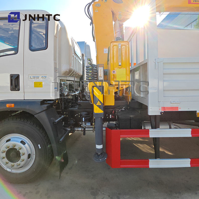 SINOTRUCK 4X2 6 ruedas camión de carga con grúa camión montado grúa para la venta