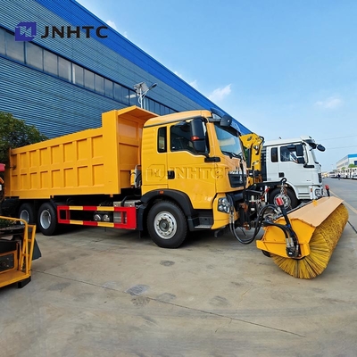 Howo TX Road Salt Spreader Máquina de derretir la nieve 6X4 350HP Camión limpiador de nieve adecuado