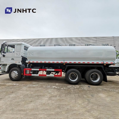 Nuevo camión de transporte de agua SHACMAN 6*4 Tipo 20CBM limpieza de carreteras