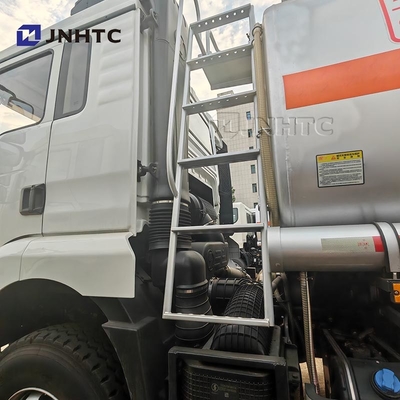 Nuevo camión tanque de aceite Shacman M3000 6 * 4 340hp-400hp para el transporte de petróleo camión de combustible