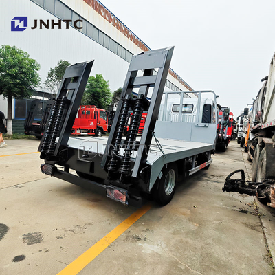 Venta caliente de carga ligera 4x2 6 toneladas LHD China Rastreadores de carreteras de plataforma plana