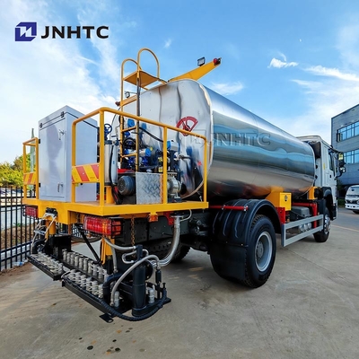 HOWO 4X2 340HP Distribuidor inteligente de betún Equipo de fumigación de asfalto Camiones
