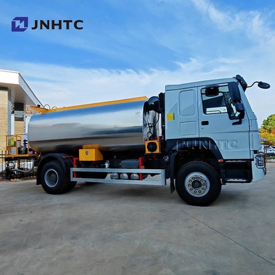 HOWO 4X2 340HP Distribuidor inteligente de betún Equipo de fumigación de asfalto Camiones
