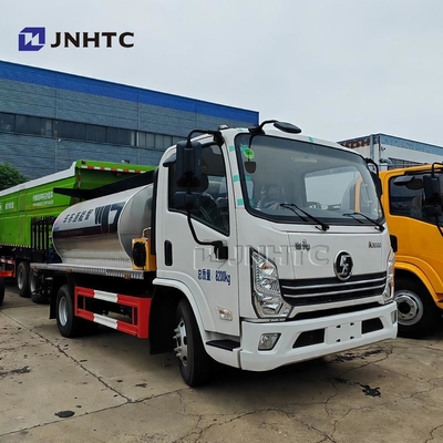 Equipo de fumigación de asfalto Shacman Camiones 4X2 160HP Distribuidor inteligente de betún para la venta