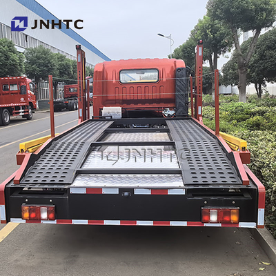 Remolque de 3 coches Sinotruk HOWO 4X2 Doble cubierta 5t 6t Combustible diésel totalmente aterrizado vehículo de rescate destructor camión de remolque de cama plana
