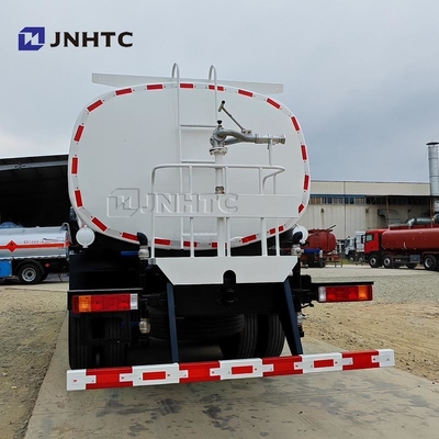 Camión cisterna de petróleo Shacman 6X4 20000 litros Camión cisterna diesel con dispensador de combustible a la venta