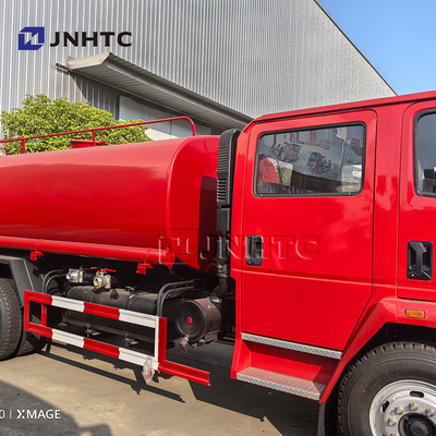 Fabricante HOWO 4x2 5000L Cisterna de agua Camión de bomberos Camión de combate a incendios Equipo de camión de bomberos Vehículo de bomberos