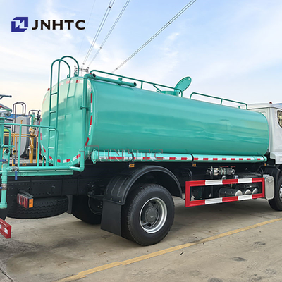 Sinotruk Howo camión cisterna de agua 4x2 6x4 8x4 20CBM tanque de agua con rociador carro de riego en stock
