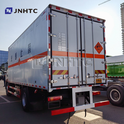 HOWO TX Explosivo mercancías peligrosas transporte y entrega camión para la venta