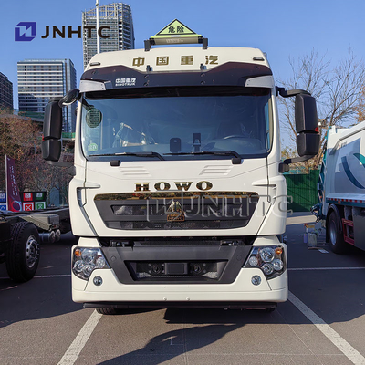 HOWO TX Explosivo mercancías peligrosas transporte y entrega camión para la venta