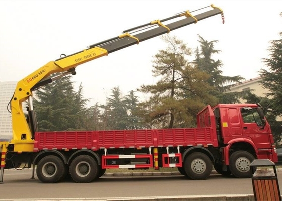 El camión de SINOTRUK HOWO montó la grúa/la grúa de horca montada camión para la construcción
