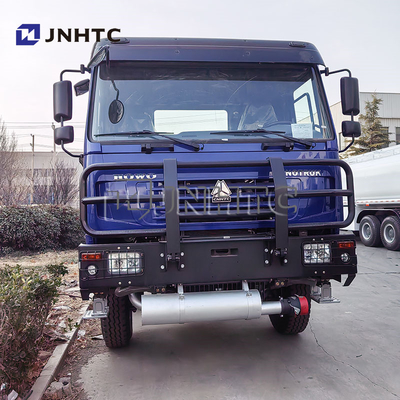 Buen precio HOWO Todas las ruedas Conducción 8x8 Camiones de carga Chasis especial Otros camiones para la venta fuera de la carretera extremo Gran potencia