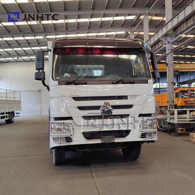 Camión Howo de 25 toneladas 8*4 Camiones de furgoneta Diesel Transmisión manual Contenedores engrosados Cajas de carga Camiones de carga