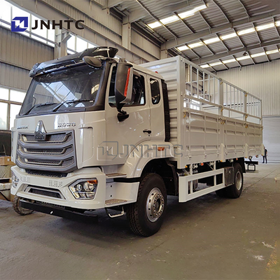 Sinotruk Howo Nx Fence camión de carga de 8 toneladas con remolque de carga completo