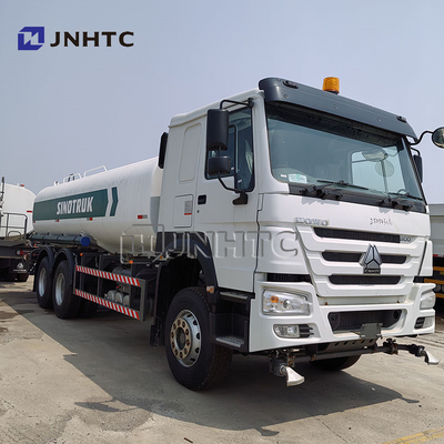 HOWO 6X4 300HP Camión de riego 10000L para la retención de humedad de la carretera de jardinería