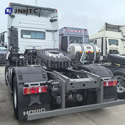 Sinotruk Howo NX440 Tractor 4x2 Conducción Camiones de cabeza de tractor de alta potencia para un trabajo eficiente