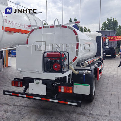 Sinotruk ligero HOWO 4X2 5 Cbm Vehículo de transporte de agua Camiones cisterna de agua