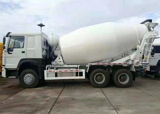 el camión Sinotruk Howo7 6x4 10 del mezclador concreto del tanque del mezclador 10M3 rueda con la ARCA Pto