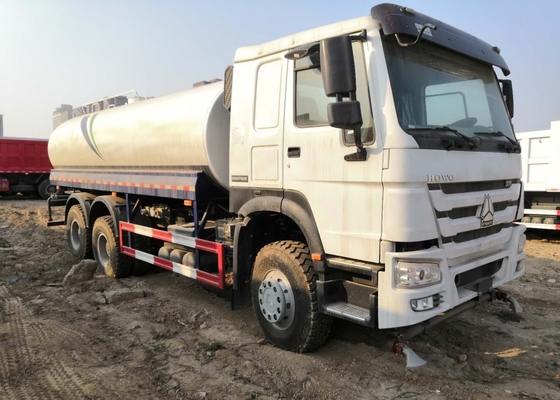 11 uso de la construcción del camión del tanque de agua de las ruedas 371HP para la construcción civil