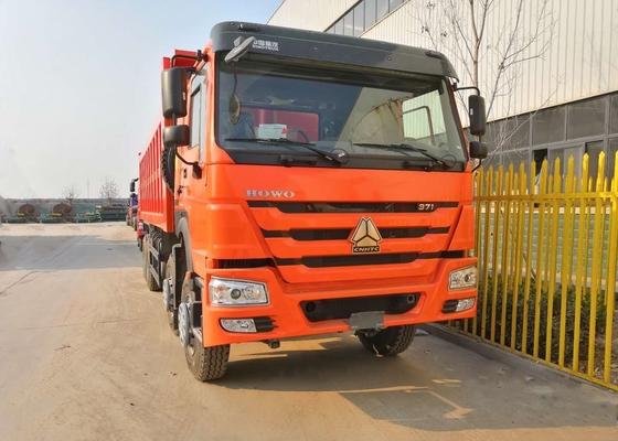 camión volquete resistente 8x4 de HOWO7 Sinotruk, 12 ruedas 25M3 camión volquete de 50 toneladas