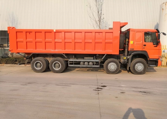 camión volquete resistente 8x4 de HOWO7 Sinotruk, 12 ruedas 25M3 camión volquete de 50 toneladas
