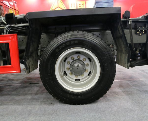 Velocidad de conducción máxima resistente del camión volquete 4X2 los 50km/H de la mini rueda de SINOTRUK STEYR seis
