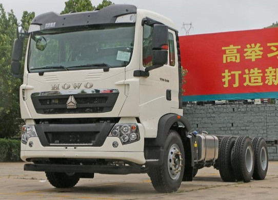 Ejes delanteros pesados blancos 290HP HF7/HF9 40Ton del camión del cargo del color SINOTRUK HOWO 6X4
