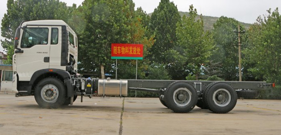 Ejes delanteros pesados blancos 290HP HF7/HF9 40Ton del camión del cargo del color SINOTRUK HOWO 6X4