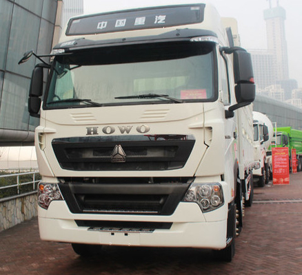 Camión de reparto 8X4 371hp del cargo de ZZ1317M4661V SINOTRUK HOWO para el ambiente duro
