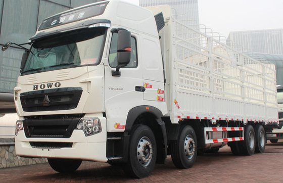 Camión de reparto 8X4 371hp del cargo de ZZ1317M4661V SINOTRUK HOWO para el ambiente duro