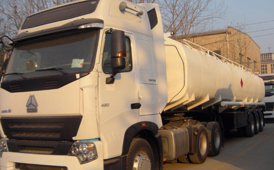 Ejes traseros del camión 6x4 25000L HC16 del depósito de gasolina de la dirección de ZF8098 ALEMANIA