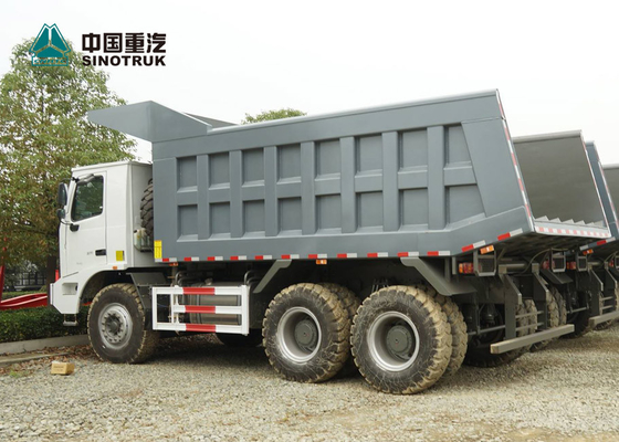 Sinotruck Howo 70 toneladas que minan el camión volquete resistente del policía motorizado del camión volquete 6x4 diez