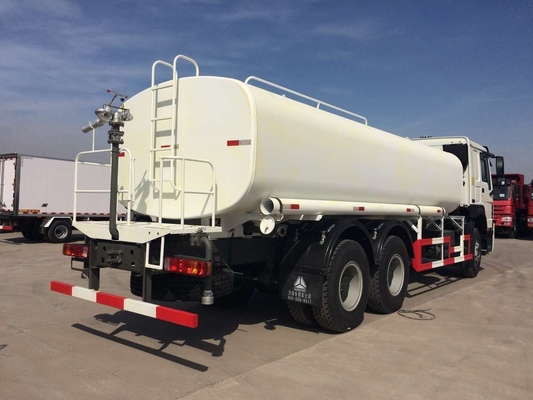11 uso de la construcción del camión del tanque de agua de las ruedas 371HP para la construcción civil