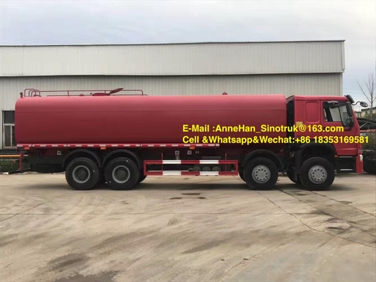 Camión 25-35CBM 8X4 del agua de Sinotruk para ajardinar que lleva del agua de Sinotruk Howo