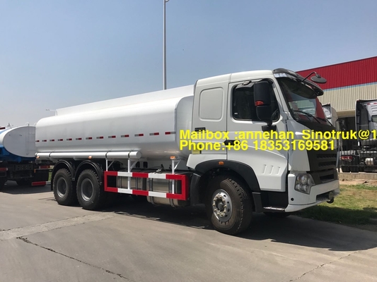 Camión del tanque blanco de aceite del camión 6x4 del depósito de gasolina de Sinotruk Howo A7 Lhd Zz1257n4347n1