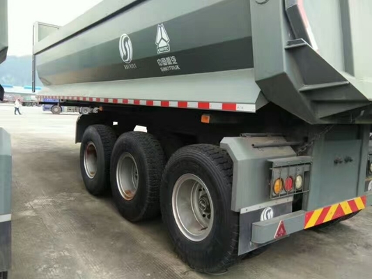 Remolque de la descarga de Sinotruk Howo 40-60t semi con la cubierta superior del guardia lateral y de la abertura eléctrica