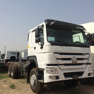Estándar de emisión pesado blanco del euro II del camión del cargo de SINOTRUK HOWO 6X4