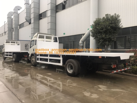 camión plano de Sinotruk Howo de los neumáticos 4x2 6 para 10 - 20T carga Capaicty LHD