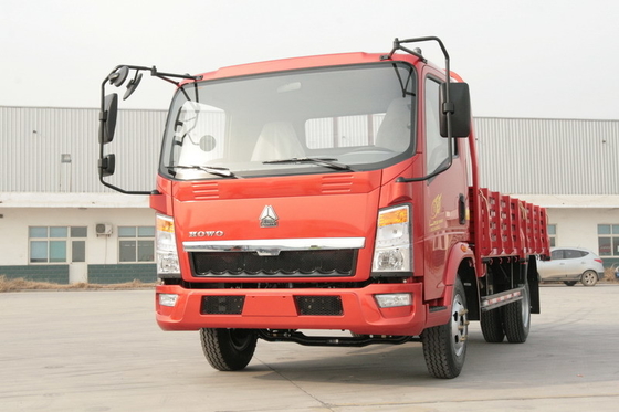 camión plano del cargo de la luz de 150hp Sinotruk Howo 4x2