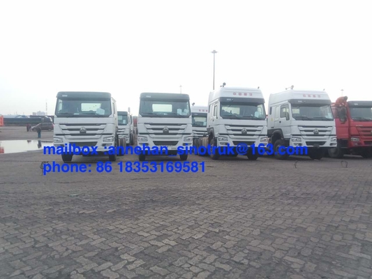 Sinotruk 6x4 10 rueda la cabina del camión 371hp HW79 del tractor con 2 durmientes y aires acondicionados