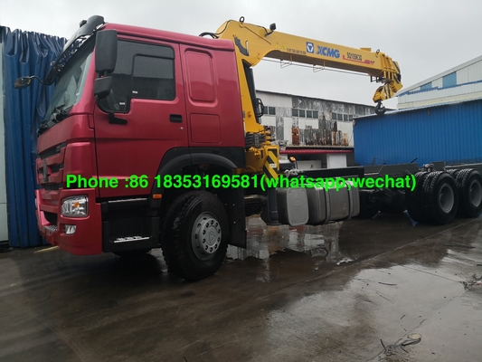 El camión recto del brazo de Sinotruk Xcmg 10T montó la grúa con la caja Euro2 LHD del cargo de los 7000MM
