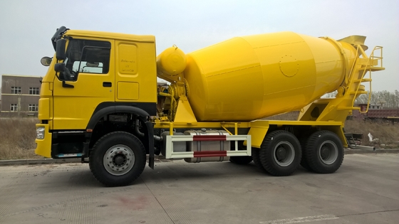 6x4 color amarillo concreto de Sinotruk Howo del camión del mezclador del móvil de Sinotruk Howo de 12 metros cúbicos