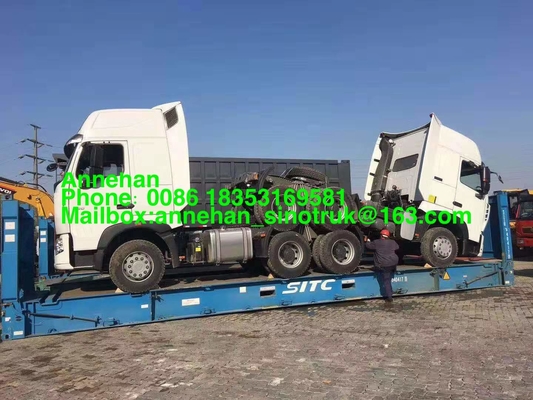 Camión del tractor remolque de las ruedas de Sinotruk HowoA7 420hp 10