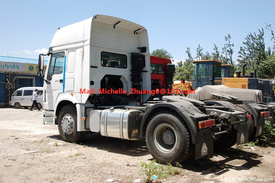 Camión del motor de la cabeza del tractor de Sinotruk Howo 4x2